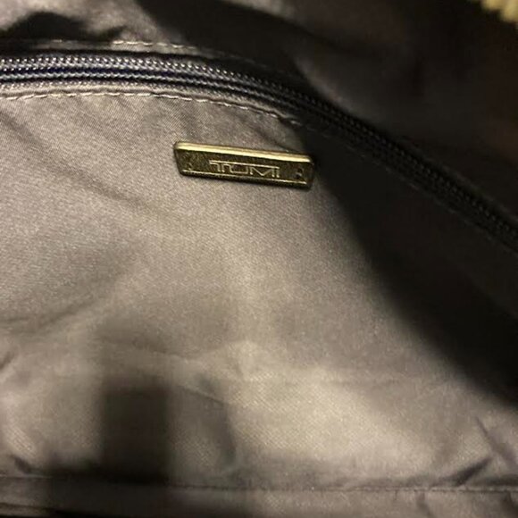 Tumi Sinclair Nina 3 Black Compartment Laptop Commuter Brief Tote Bag Purse - Picture 14 of 16